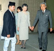 Nepalese crown prince invited to lunch by Emperor Akihito